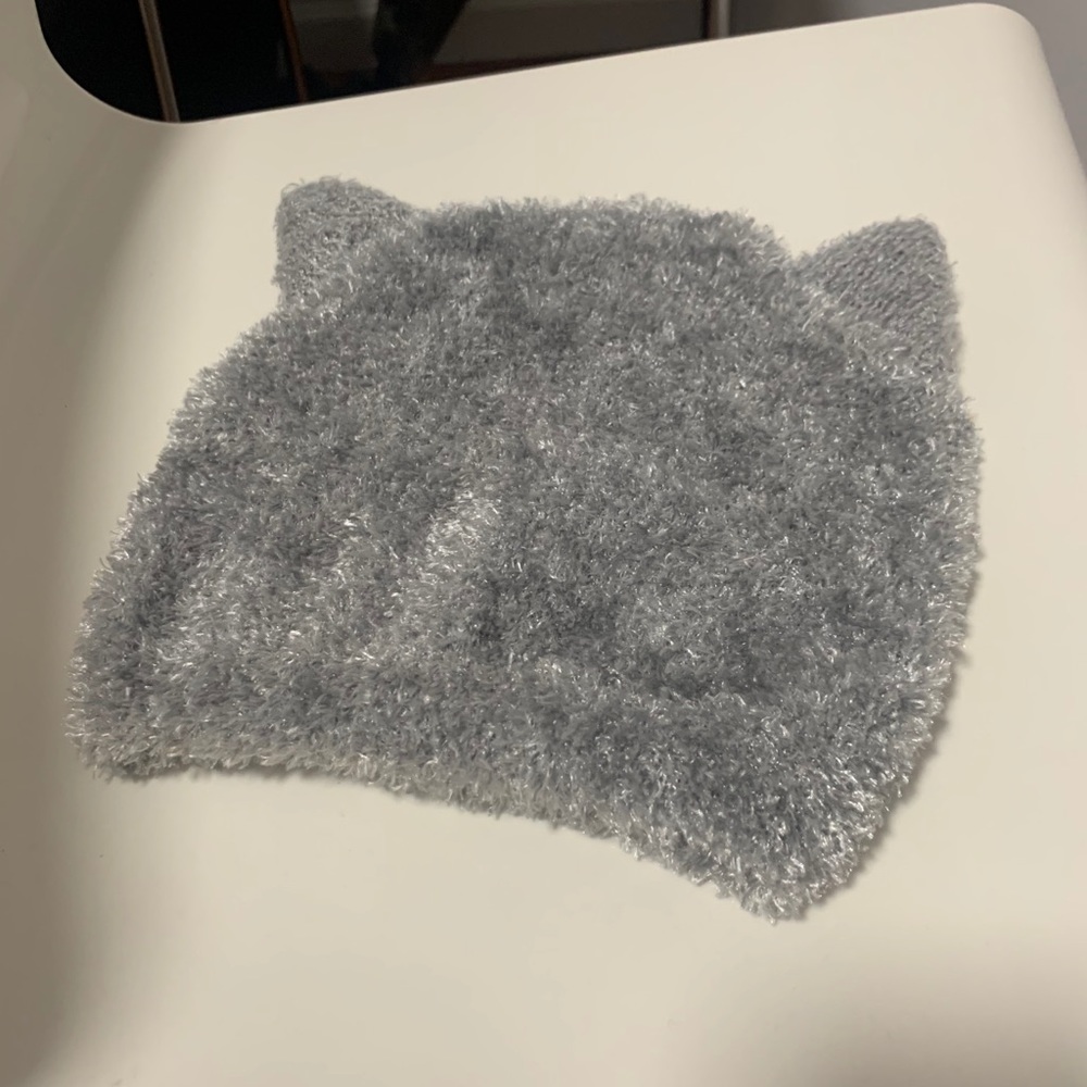 H&M cute cat ears beanie